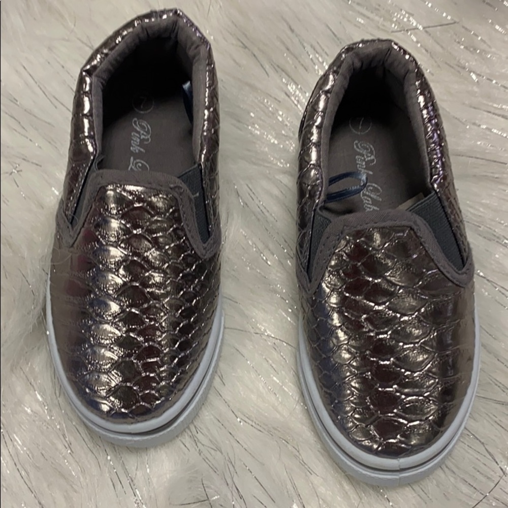 Girl snake print shoes